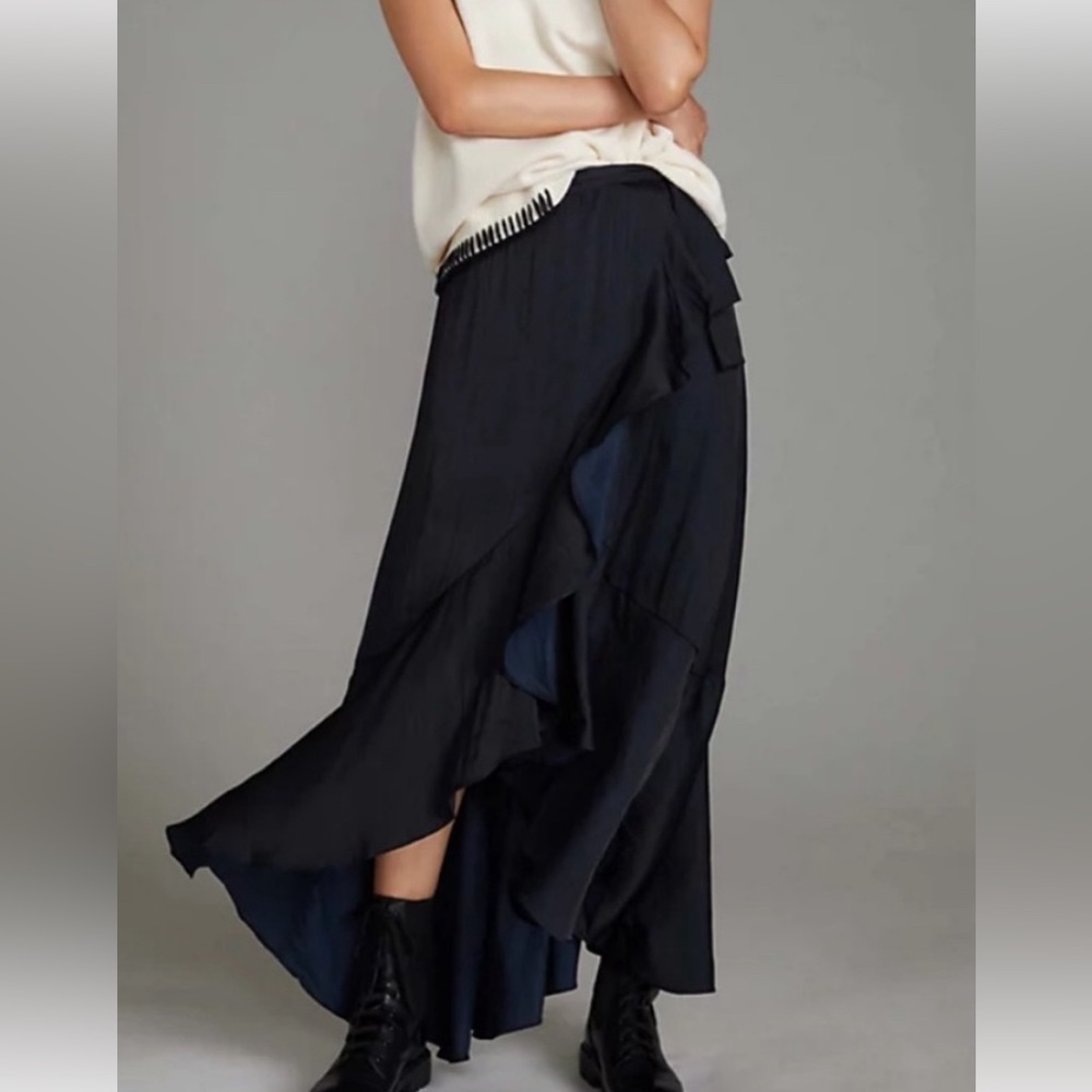 Anthropologie wrapped silk skirt. Nearly new condition.